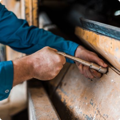 Slika GARNITURA DVOSTRANSKIH UPOGNJENIH NASADNIH KLJUČEV V KARTONU 8 - 19/6