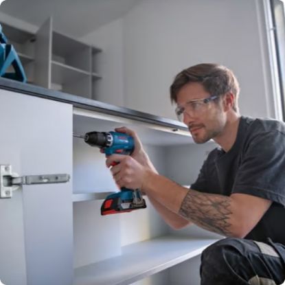 Slika AKU.VRTALNIK-VIJAČNIK GSR 18V-45 IN AKU. KOTNI BRUSILNIK GWS 18V-8 (2 X AKUMULAT