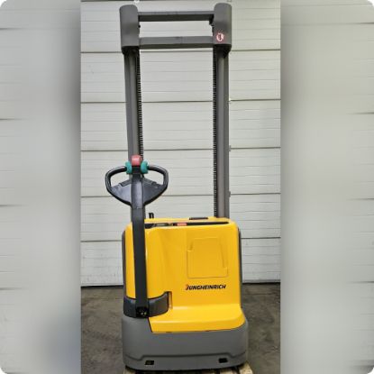 Slika OBNOVLJEN VILIČAR EJC 216 JUNGHEINRICH