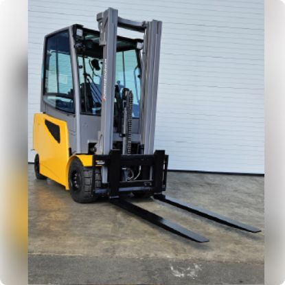 Slika OBNOVLJEN VILIČAR EFG 430S